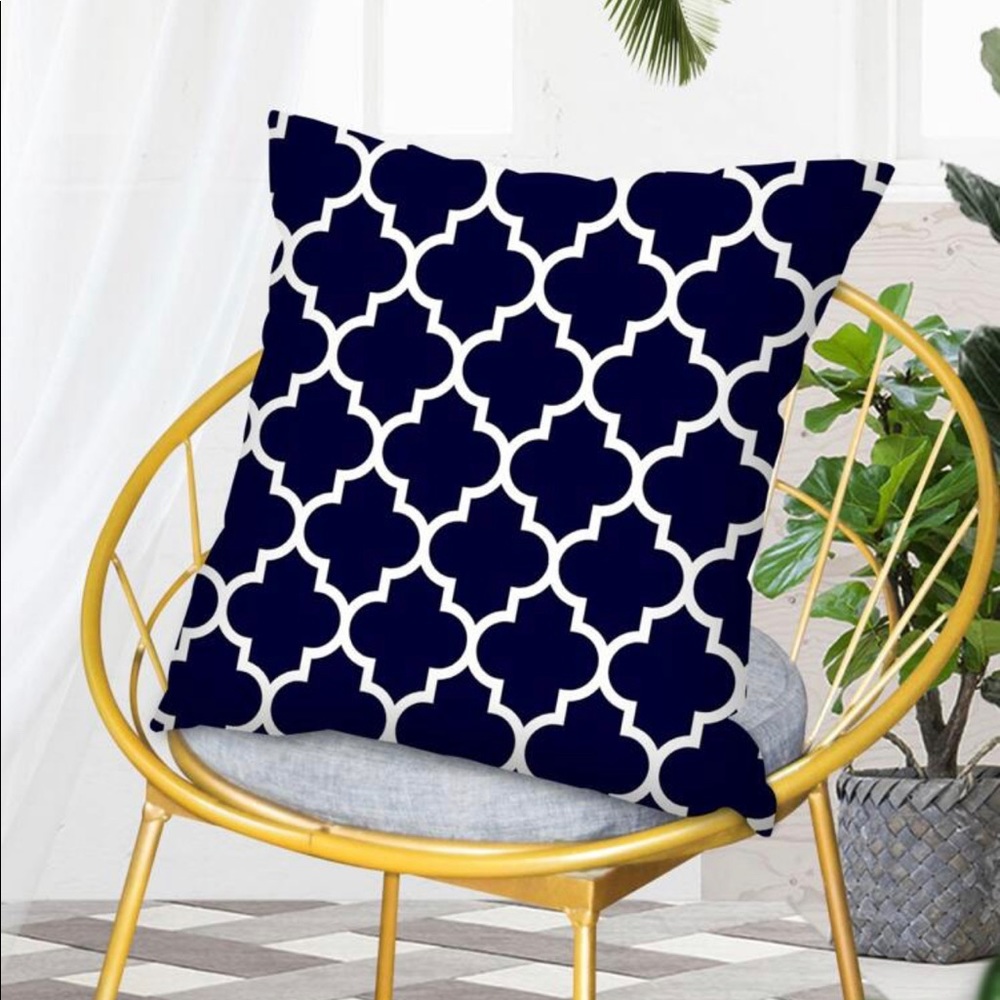 Shein Navy & White Scalloped Pattern Pillow Cover